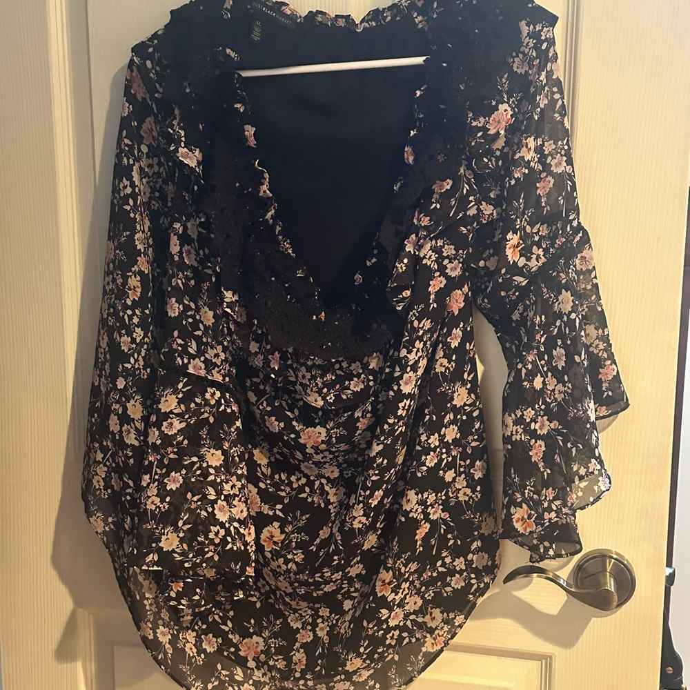 White House Black Market Black Floral Lace-Trim Blouse - Floral Print